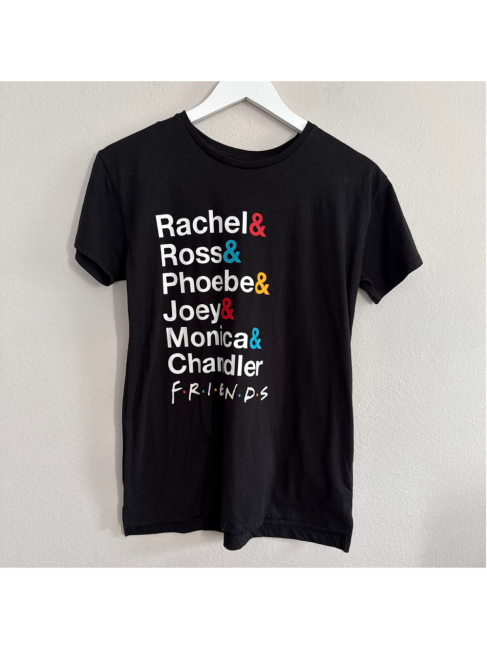 Girls Friends Short Sleeve Graphic Tee Black White Size L- LP1148